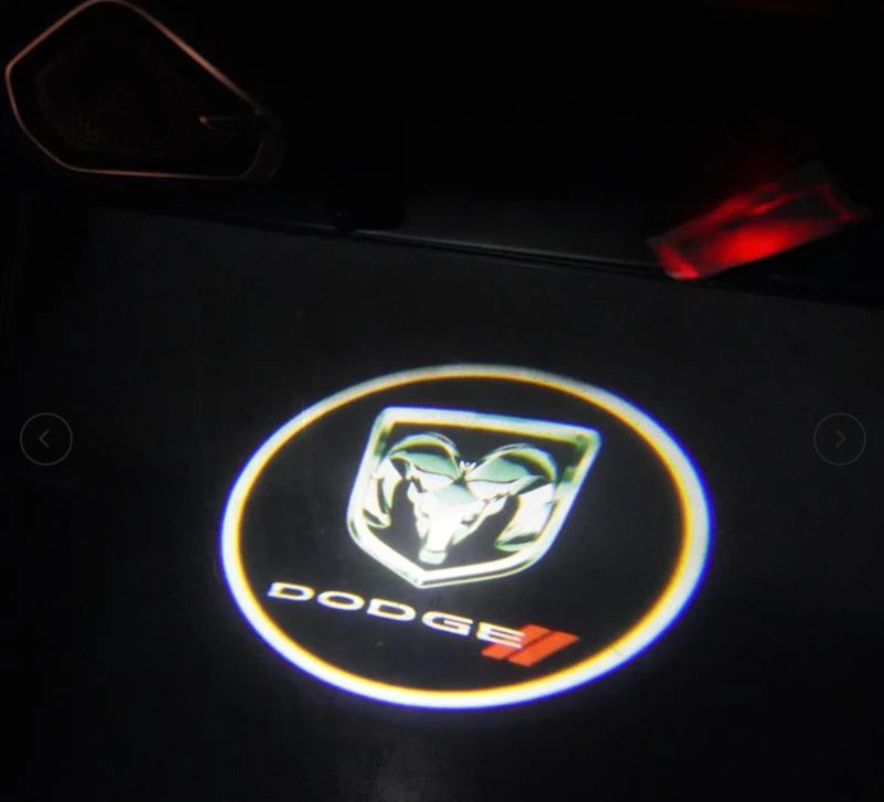 LUMIGLOW™ LUCES DE BIENVENIDA CON EL LOGO + ENVIÓ GRATIS (2 PIEZAS)