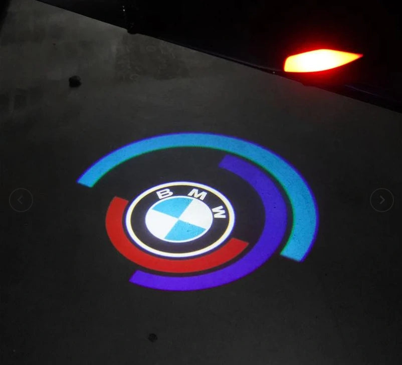 LUMIGLOW™ LUCES DE BIENVENIDA CON EL LOGO + ENVIÓ GRATIS (2 PIEZAS)